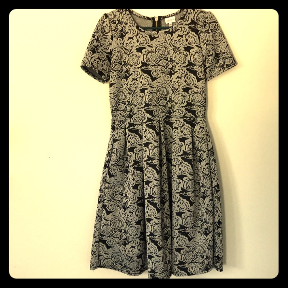 Lularoe Amelia